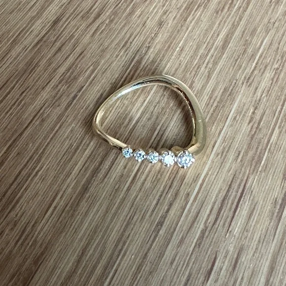 14k gold & genuine mined diamond melt curved ring - Picture 6 of 11